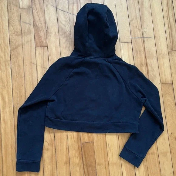 Gymshark Womens Small Black Cropped Hoodie Logo Pullover Sweatshirt - Picture 6 of 6